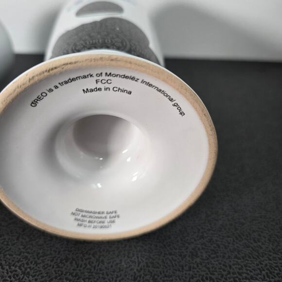 Pair of Oreo Ice Cream Glasses – Vintage Dessert Cups - Picture 7 of 8